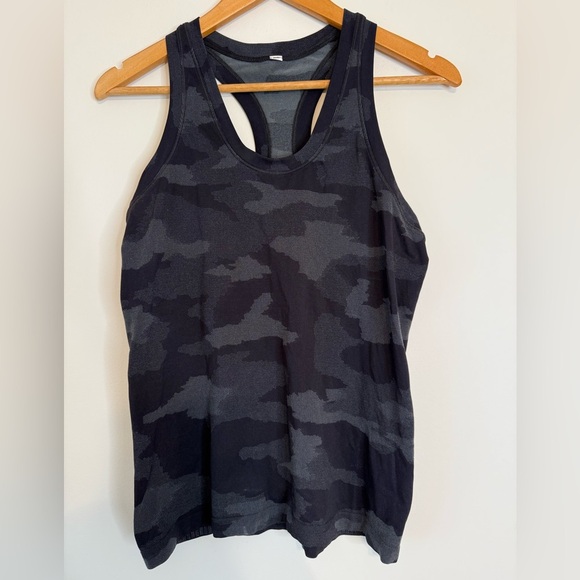 Athleta Tops - ATHLETA Momentum Seamless Tank Top Black Camo Racerback